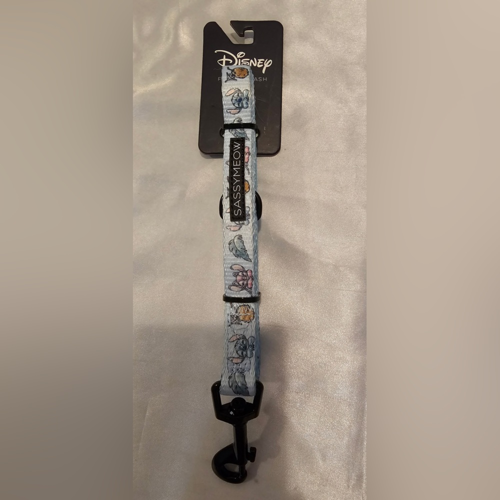 Sassy Meow Disney Stitch Leash 6ft